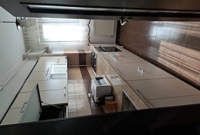 Apartament cu 2 camere decomandat în Roșu