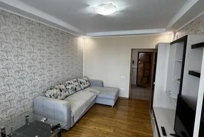 Apartament cu 2 camere decomandat, mobilat în Brătianu