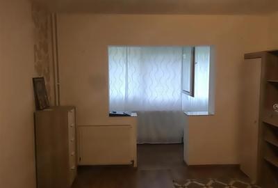 Apartament cu 2 camere decomandat, mobilat în Răcădău