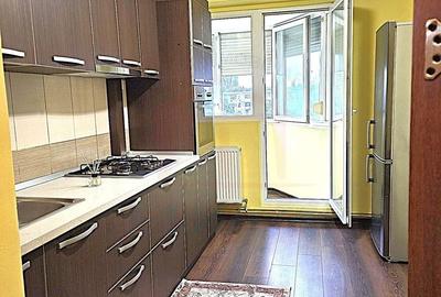 Apartament cu 3 camere decomandat, mobilat în Siderurgiștilor