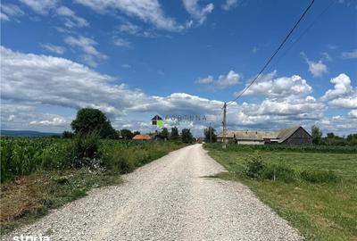 Teren de 3166 mp, în Central