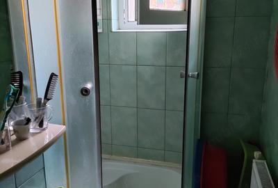 Apartament cu 4 camere decomandat în Cuza Vodă