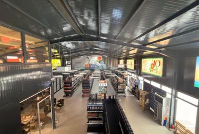 Spațiu industrial, de 360 mp, în Nord