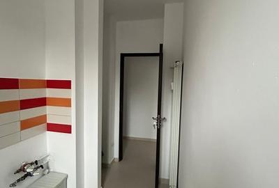 Apartament cu 4 camere semidecomandat în Drumul Taberei - 4