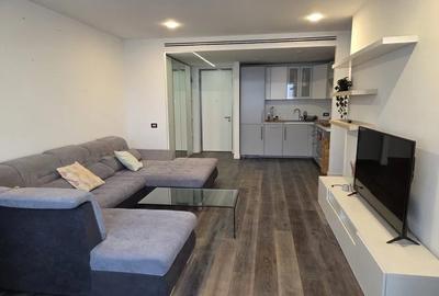 Apartament cu 2 camere semidecomandat, mobilat în Băneasa