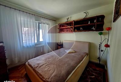 Apartament cu 4 camere decomandat în Central