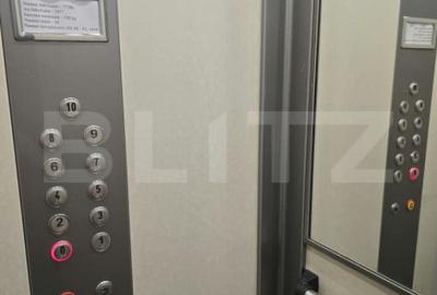 Apartament cu 3 camere decomandat în Micro 4
