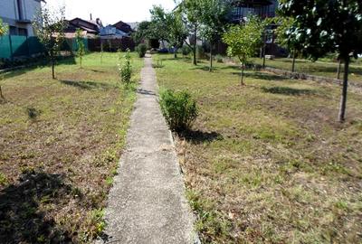 Casă cu 3 camere cu Canalizare în Strejnicu