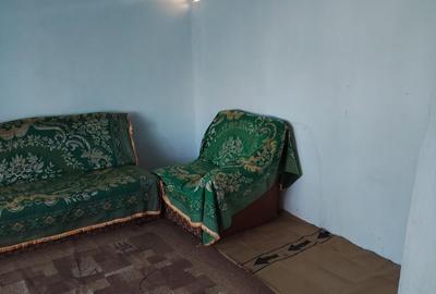 Casă cu 3 camere în Central