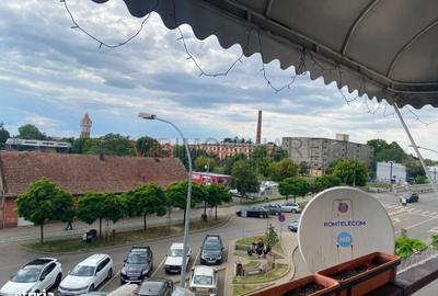 Apartament cu 3 camere semidecomandat în Iosefin