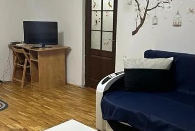 Garsonieră decomandată în Vitan
