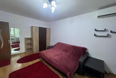 Garsonieră decomandată, mobilată în Dristor
