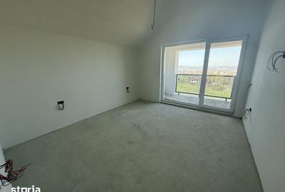 Casă cu 5 camere cu Teren 405 Mp în Central