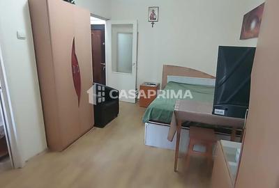 Garsonieră decomandată în Podu Roș