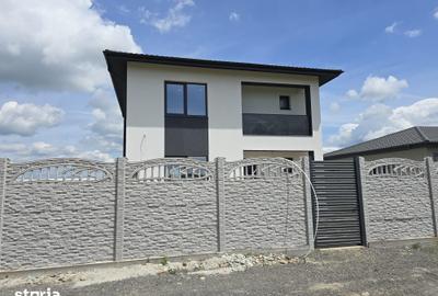 Casă cu 4 camere cu Teren 380 Mp în Berceni