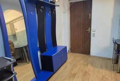 Apartament cu 2 camere semidecomandat în Petros