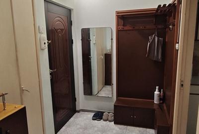 Apartament cu 2 camere semidecomandat în Tătărași