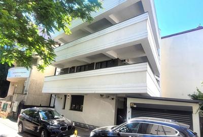 Apartament cu 3 camere decomandat, mobilat în Aviației
