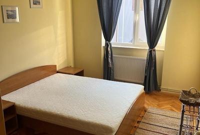 Apartament cu 2 camere decomandat în Central - 2