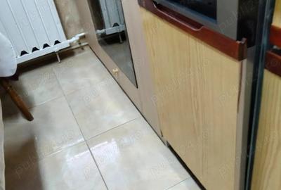 Apartament cu 3 camere semidecomandat în Panduri - 1