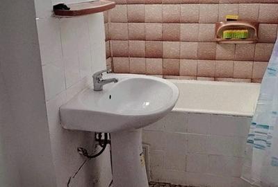 Apartament cu 2 camere semidecomandat în Tei - 1