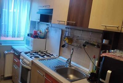 Apartament cu 2 camere decomandat în Exterior Vest