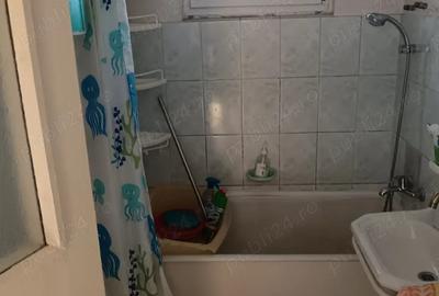 Apartament cu 3 camere semidecomandat în Vulcan - 4