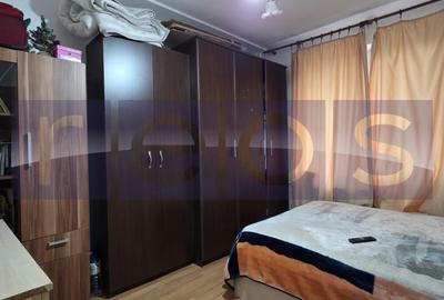 Apartament cu 3 camere decomandat în Vitan