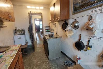 Apartament cu 3 camere semidecomandat în Est - 2