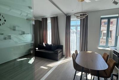 Apartament cu 2 camere decomandat în Central - 1