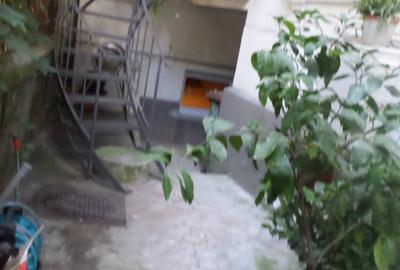 Casă cu 2 camere cu Canalizare în Romană - 18