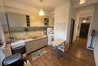 Apartament cu 2 camere semidecomandat în Romană