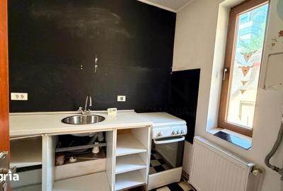 Casă cu 4 camere cu Teren 134 Mp în Cotroceni - 10