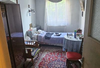 Apartament cu 4 camere decomandat în Podu Roș - 4