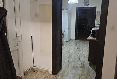 Casă cu 2 camere cu Teren 400 Mp în Central