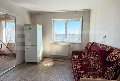 Apartament cu 3 camere semidecomandat, mobilat în Sud-Est