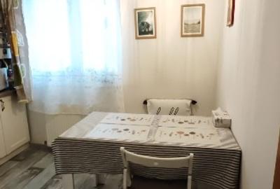 Apartament cu 2 camere decomandat în Tractorul - 8