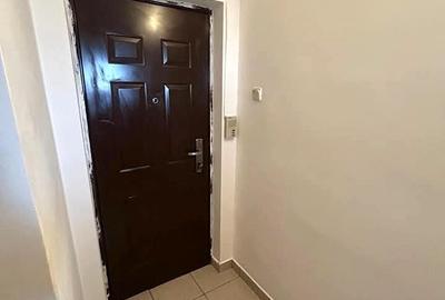 Apartament cu 2 camere decomandat în Titan - 5