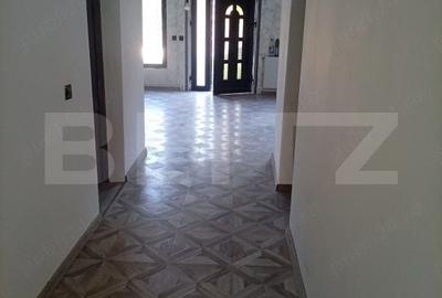 Casă cu 3 camere în Central