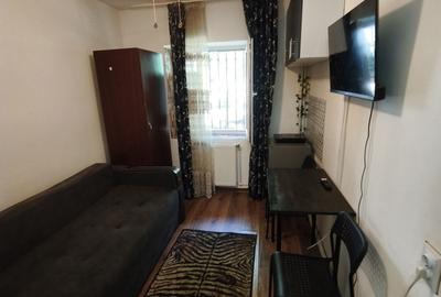 Garsonieră decomandată în Micro 14