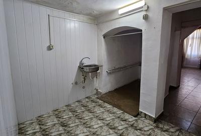 Spațiu comercial, de 25 mp, în Decebal - 2