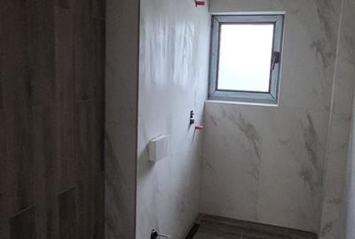 Apartament cu 3 camere decomandat în Central - 2