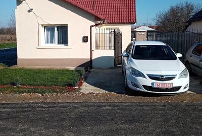 Casă cu 2 camere cu Teren 600 Mp în Lugojel
