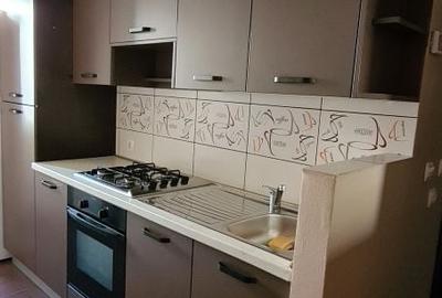 Apartament cu 2 camere semidecomandat în Central - 3