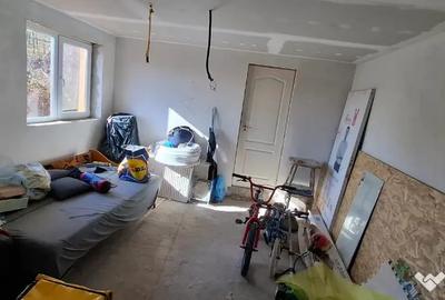 Casă cu 3 camere în Sărmășel - 11