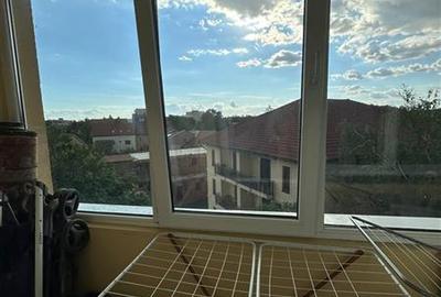 Apartament cu 4 camere decomandat în Circumvalațiunii - 11