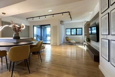 Apartament cu 3 camere în Pipera