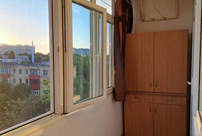 Garsonieră decomandată în Central - 2