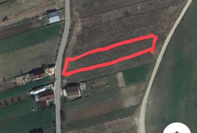 Teren de 2000 mp, în Gârcina