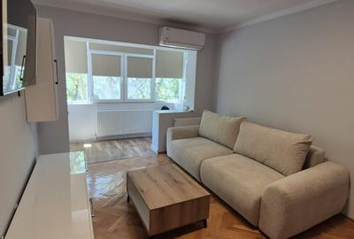 Apartament cu 3 camere decomandat în City Park Mall
